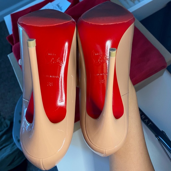 Christian Louboutin So Kate Patent Pumps (w/ Receipt) - Nude - Picture 5 of 10